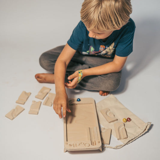 Oortle: A Mini Marble Run Puzzler