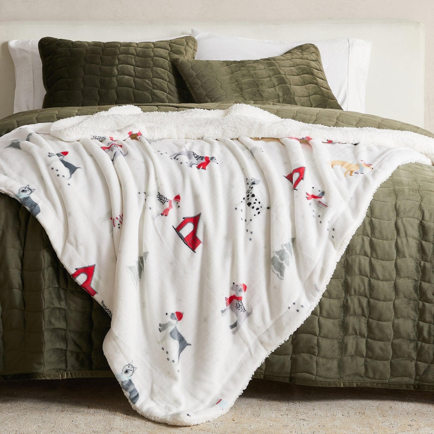 Sherpa Throw Blanket - Eve Collection